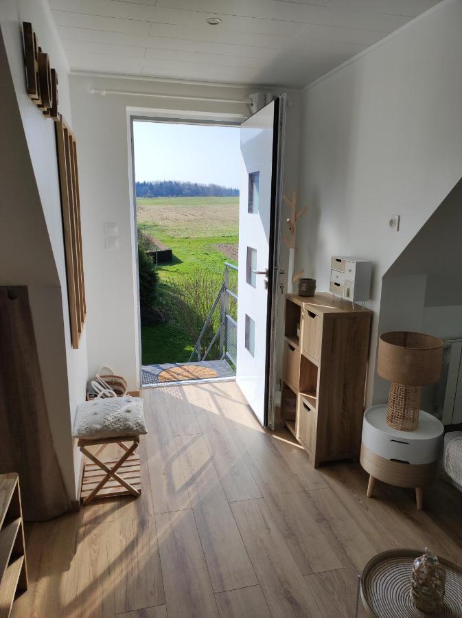 Studio Cosy Spacieux Lumineux Avec Terrasse Vezelois Exterior foto